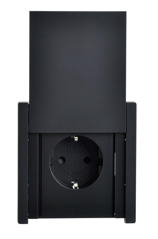 картинка Розетка СП FORTE&PIANO16А IP44 FP119 с заземл. защ. шторки с крышкой безвинт. крепл. черн. IEK FP-R16-16-1-44-K02