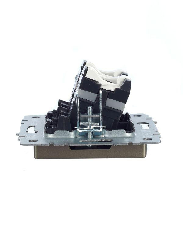 картинка Розетка компьютерная двойн. СП RJ45 кат.5E BRITE РК10-2-БрШ механизм шампань IEK BR-K20-1-K37