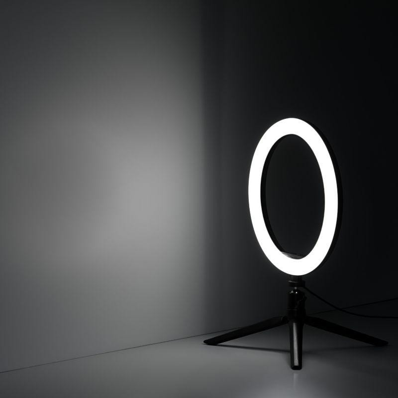 картинка Светильник светодиодный настольный Ring 14Вт 3000-6500К 700лм 5В с USB-разъемом кольцевой черн. GAUSS RL002