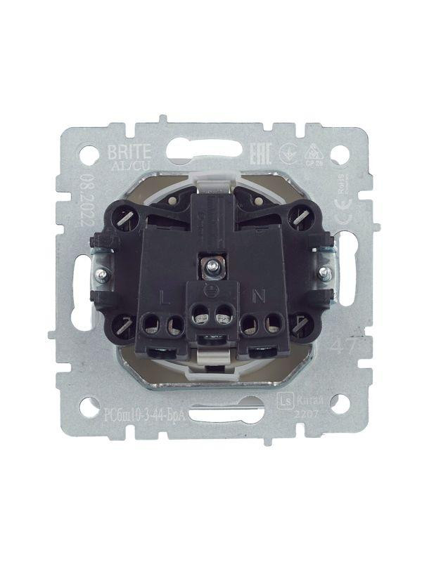 картинка Розетка BRITE РСбш10-3-44-БрА 16А IP44 с заземл. защ. шторки с крышкой механизм алюм. IEK BR-R16-16-44-K47