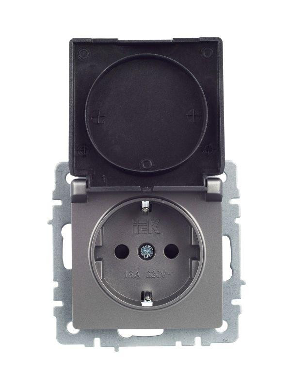 картинка Розетка BRITE РСбш10-3-БрС 16А IP20 с заземл. защ. шторки с крышкой механизм сталь IEK BR-R16-16-K46