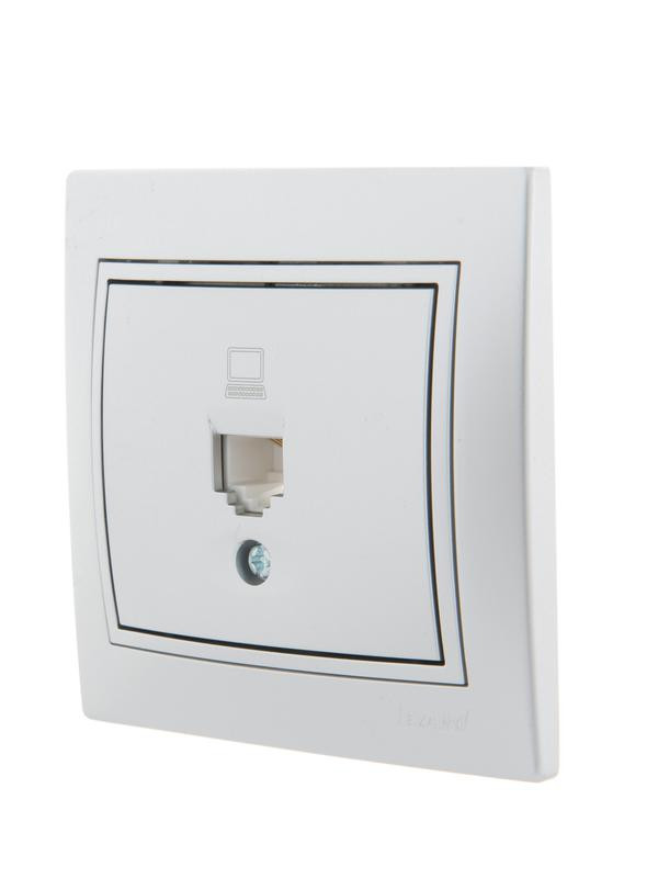 картинка Розетка компьютерная 1-м СП Mira RJ45 сер. метал. LEZARD 701-1010-139
