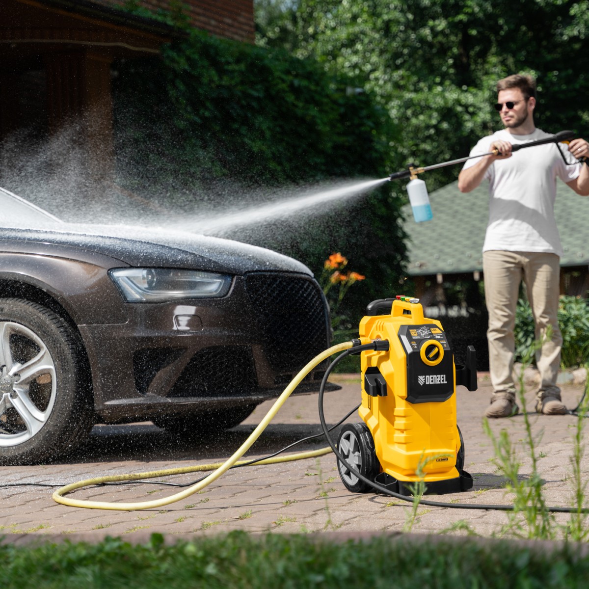 картинка Моечная машина высокого давления K 70 Power, 2500 Вт, 180 бар, 600 л/ч, асинх. двиг.// Denzel