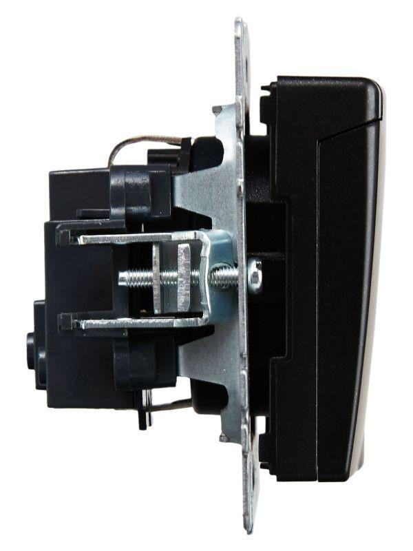 картинка Розетка BRITE РСбш10-3-БрЧ 16А IP20 с заземл. защ. шторки с крышкой механизм черн. IEK BR-R16-16-K02
