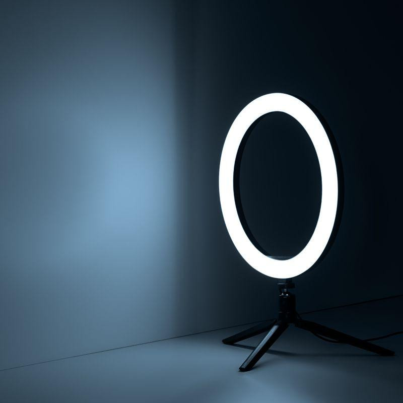 картинка Светильник светодиодный настольный Ring 15Вт 3000-6500К 800лм 5В с USB-разъемом кольцевой черн. GAUSS RL003
