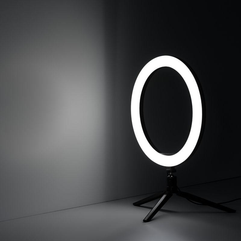 картинка Светильник светодиодный настольный Ring 15Вт 3000-6500К 800лм 5В с USB-разъемом кольцевой черн. GAUSS RL003