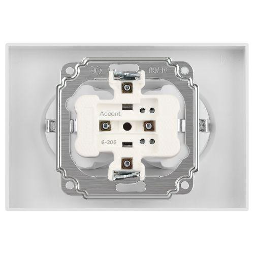 картинка Розетка 2-м СП Accent 6-205-06 16А IP20 250В 2P+E Schuko AL/CU перламутр. Intro Б0063495