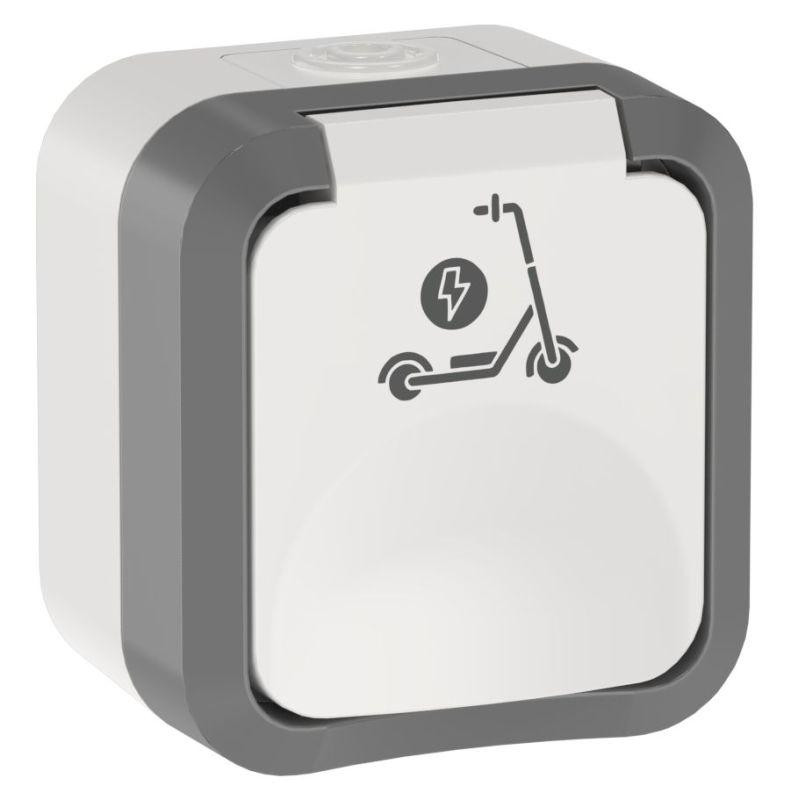 Розетка 1-м ОП TORS 16А IP55 TS321 с заземл. защ. шторки с крышкой с иконкой самокат сер./бел. IEK TS-R110-16-55-K41