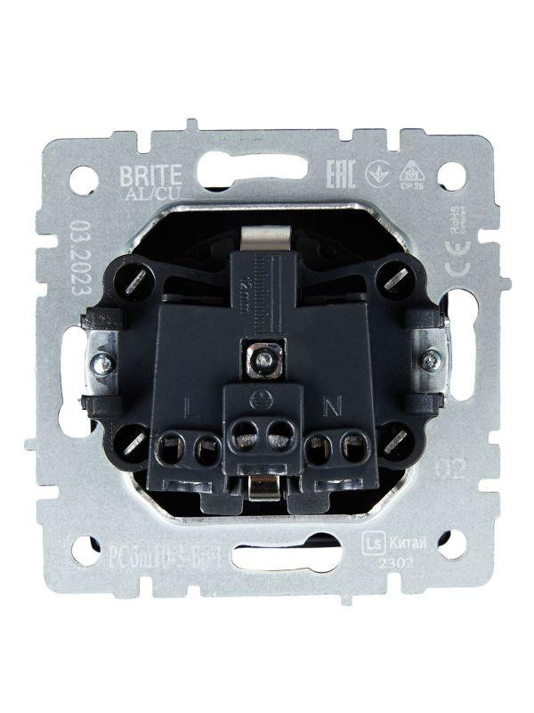картинка Розетка BRITE РСбш10-3-БрЧ 16А IP20 с заземл. защ. шторки с крышкой механизм черн. IEK BR-R16-16-K02